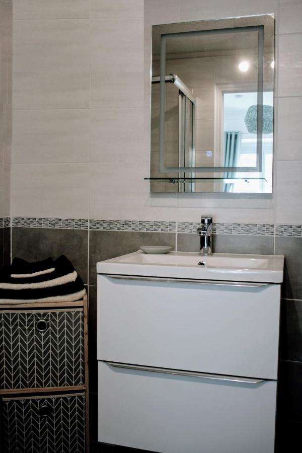 Charmant appartement au cœur des grès d Annot Extérieur photo
